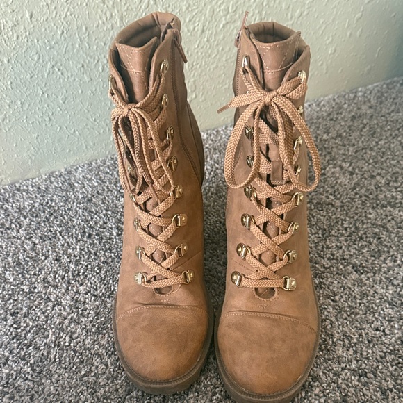 G by Guess Tan Lace-Up Ankle Boots - Picture 3 of 9
